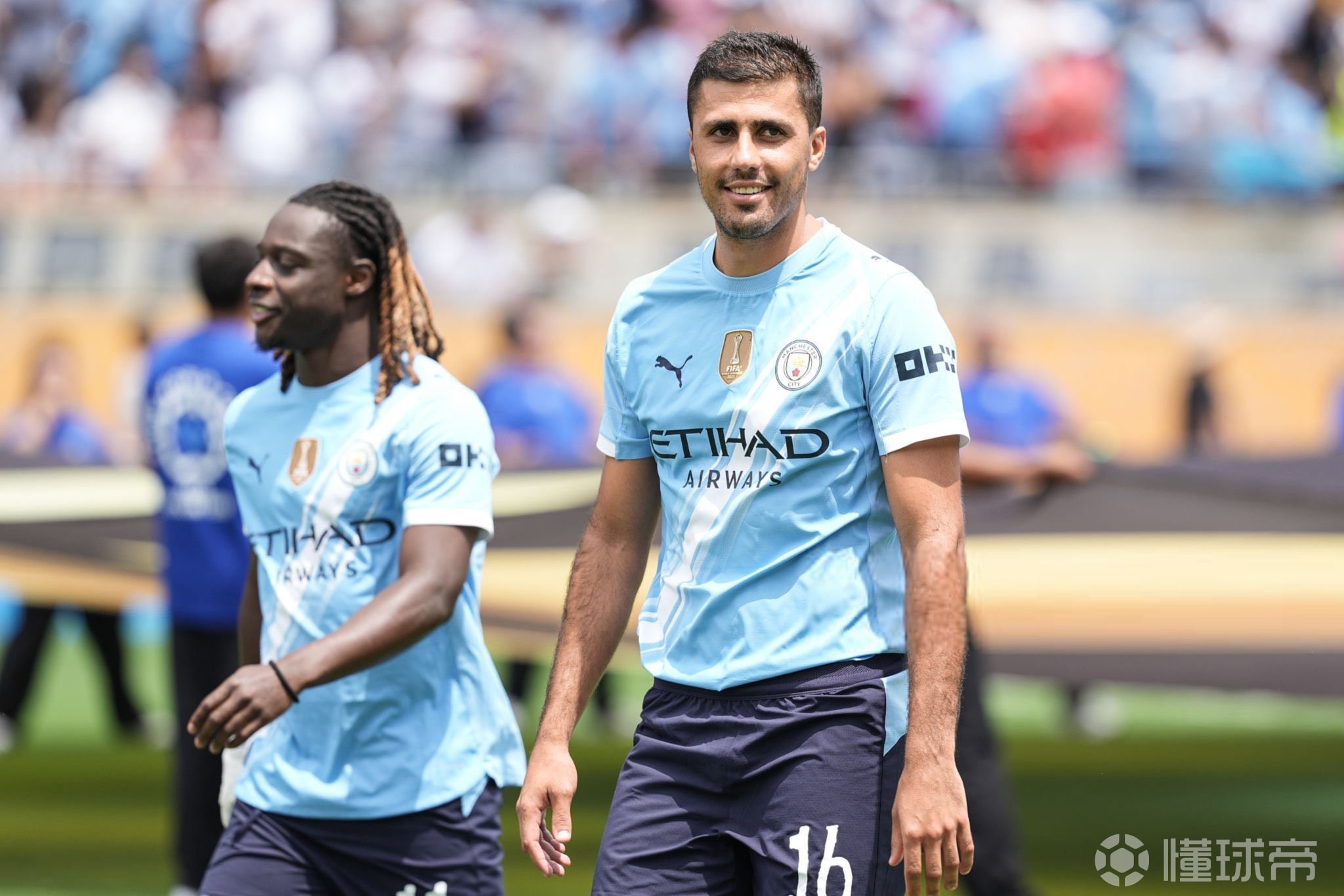 欧冠前瞻：阿森纳出线在望恐进行大轮换，布鲁日新帅莱科刚上任（欧冠前瞻：阿森纳出线无忧或大轮换，布鲁日新帅莱科新官上任）