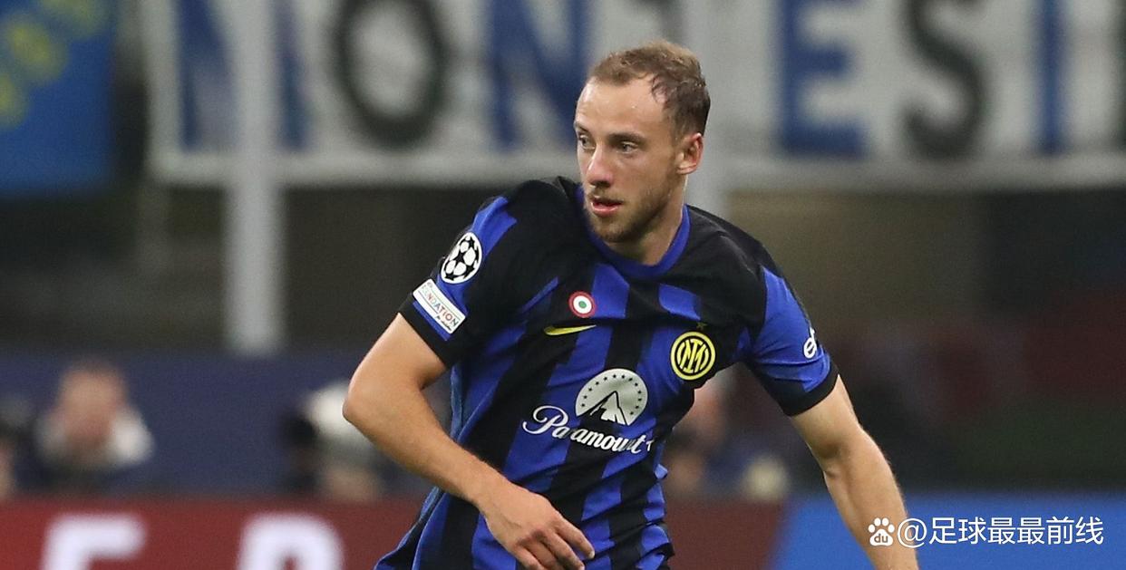 欧冠半场：A·席尔瓦中柱，戴维失良机，尤文暂0-0帕福斯