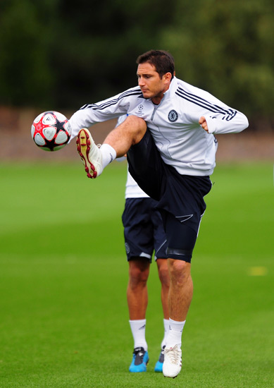 记者：梅努希望租借加盟那不勒斯，像麦克托米奈那样证明自己（记者：梅努有意租借投那不勒斯，欲学麦克托米奈证明自己）