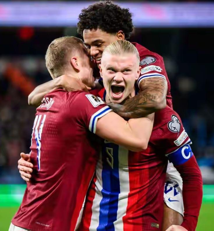 记者：纽卡一开始就计划先报价，曼联则打算先说服谢什科