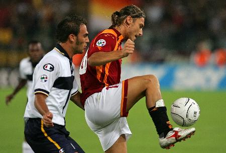 知名顾问：加拉塔萨雷签萨内是巨大成功；奥斯梅恩没解约条款